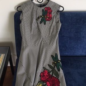 Beautiful dress with flowers NEW!! beautiful!Zara